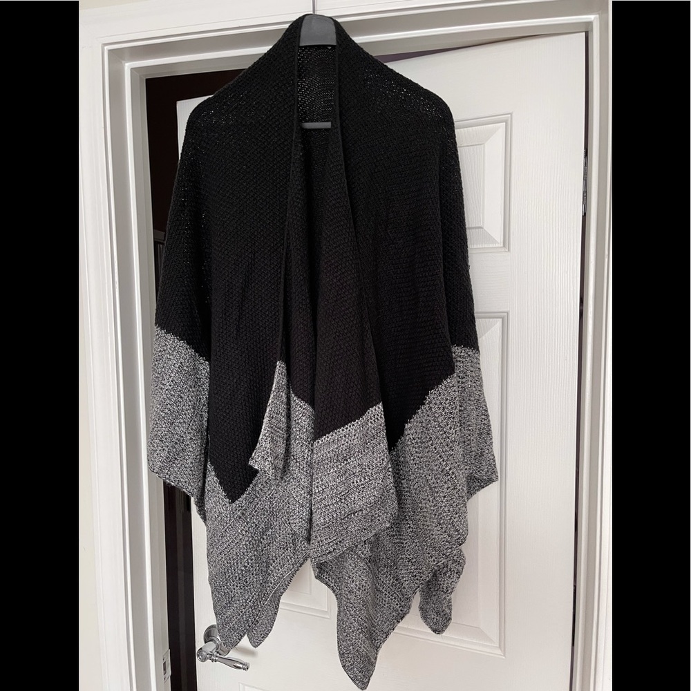 Sweater shawl